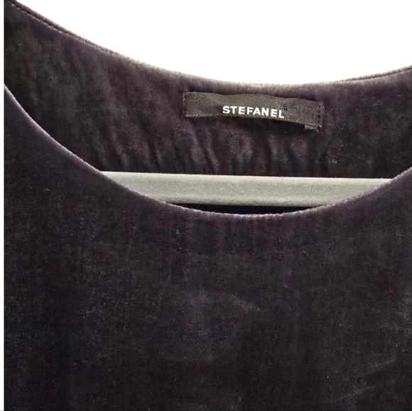 Stefanel Velvet Dress. Size Medium - Picture 4 of 8